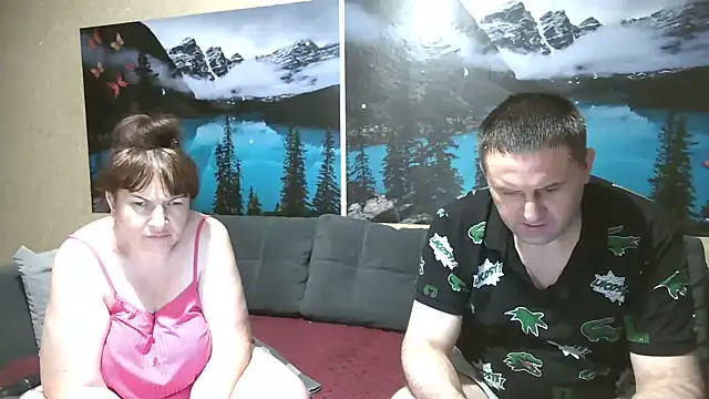 Snapshot of BiManKleo chatting on July 4, 8:15 pm BiManKleo online show from July 4, 8:15 pm
