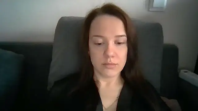 Snapshot of Nivella chatting on June 30, 9:54 am Nivella online show from June 30, 9:54 am