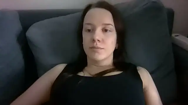 Snapshot of Nivella chatting on July 1, 10:17 am Nivella online show from July 1, 10:17 am