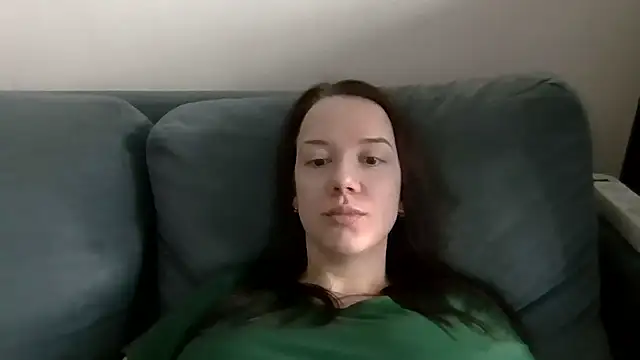 Snapshot of Nivella chatting on July 3, 9:59 am Nivella online show from July 3, 9:59 am