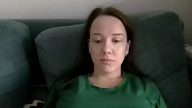 Snapshot of Nivella chatting on July 7, 11:25 am Nivella online show from July 7, 11:25 am