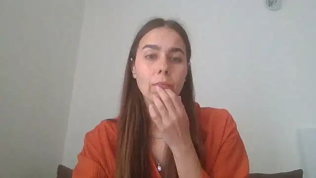 Snapshot of Vanelleda chatting on June 22, 10:01 am Vanelleda online show from June 22, 10:01 am