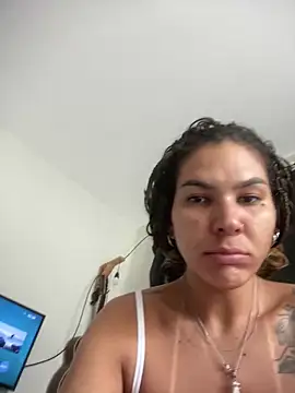 Snapshot of casalfogoegasolina chatting on June 27, 1:39 pm casalfogoegasolina online show from June 27, 1:39 pm