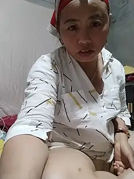 whatmes online show from August 4, 2:41 pm