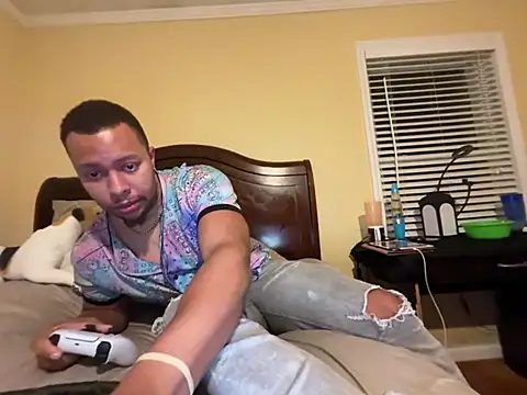 Charmingswoleking online show from August 3, 1:26 am