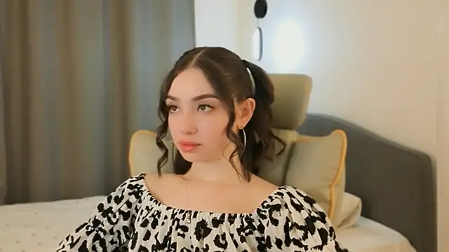 Snapshot of cherrylatte chatting on June 20, 9:17 pm cherrylatte online show from June 20, 9:17 pm