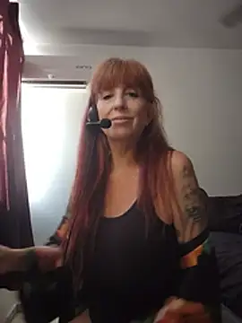 Snapshot of AbigailD13 chatting on August 5, 3:37 pm AbigailD13 online show from August 5, 3:37 pm