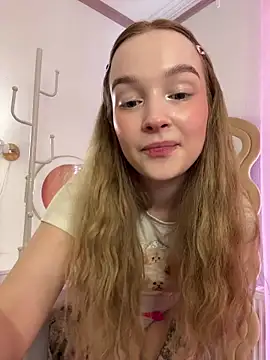 Snapshot of Mimi_Land chatting on June 22, 1:08 pm Mimi Land online show from June 22, 1:08 pm