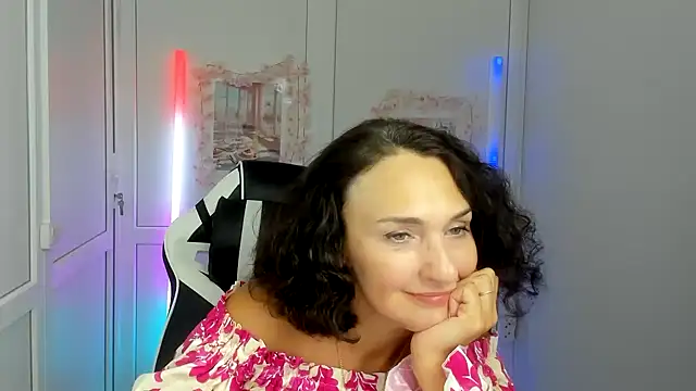 Snapshot of OliviaKateee chatting on June 24, 12:15 pm OliviaKateee online show from June 24, 12:15 pm