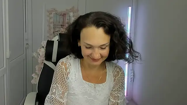 Snapshot of OliviaKateee chatting on June 26, 6:07 am OliviaKateee online show from June 26, 6:07 am