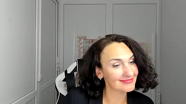 Snapshot of OliviaKateee chatting on July 20, 10:39 am OliviaKateee online show from July 20, 10:39 am