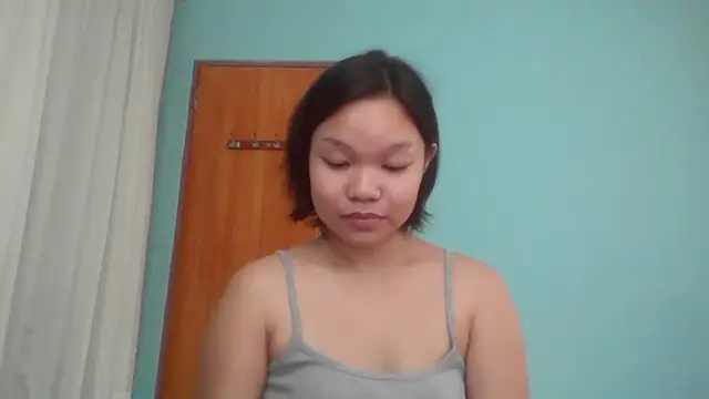 Snapshot of ShennaHarvey chatting on June 24, 9:19 am ShennaHarvey online show from June 24, 9:19 am