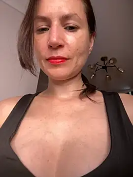 Snapshot of Lisse_of_striptease chatting on June 27, 1:39 pm Lisse of striptease online show from June 27, 1:39 pm