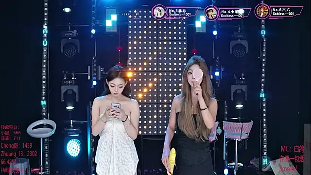 Snapshot of Goddess--001 chatting on July 19, 11:03 am Goddess--001 online show from July 19, 11:03 am