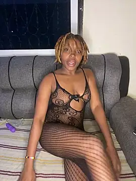 Snapshot of SexyArya_ chatting on June 25, 6:45 pm SexyArya online show from June 25, 6:45 pm