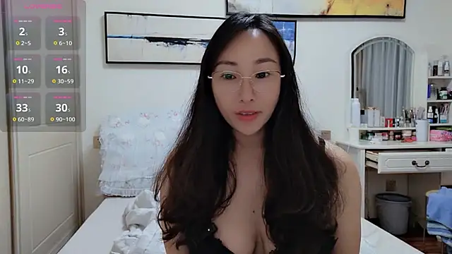 Snapshot of Decler-1 chatting on July 1, 3:01 pm Decler-1 online show from July 1, 3:01 pm