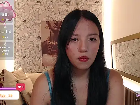 Snapshot of Lutty_kimh chatting on June 23, 2:15 pm Lutty kimh online show from June 23, 2:15 pm