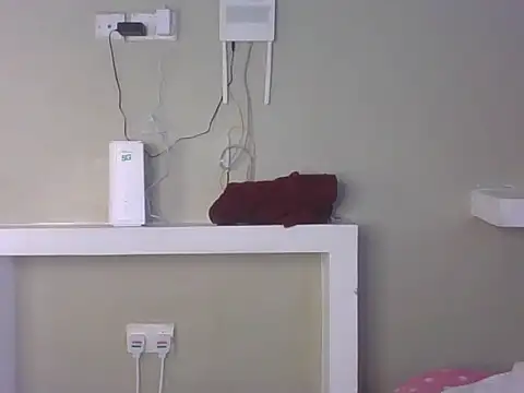 Snapshot of Elsie_1 chatting on July 6, 9:39 am Elsie 1 online show from July 6, 9:39 am