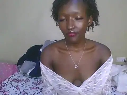 Snapshot of Keilay chatting on June 24, 8:08 pm Keilay online show from June 24, 8:08 pm