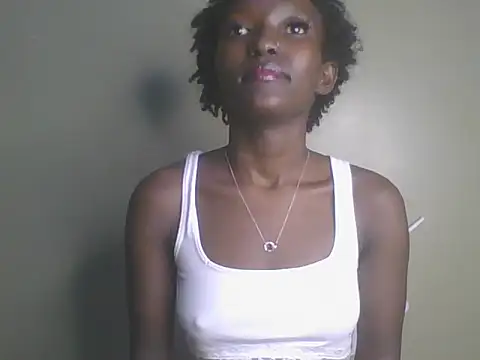 Snapshot of Keilay chatting on July 2, 6:19 am Keilay online show from July 2, 6:19 am