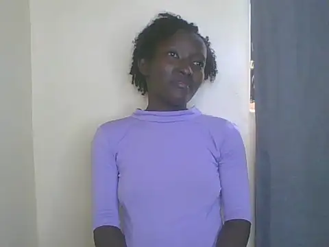 Snapshot of Keilay chatting on July 12, 9:22 am Keilay online show from July 12, 9:22 am