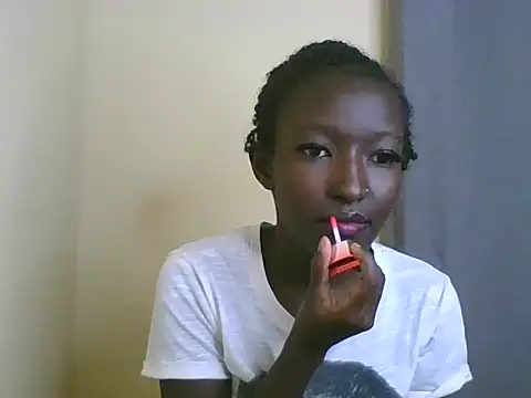 Snapshot of Keilay chatting on July 28, 7:15 pm Keilay online show from July 28, 7:15 pm