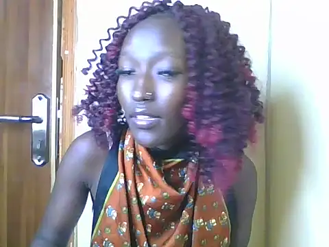 Snapshot of Keilay chatting on August 5, 12:24 am Keilay online show from August 5, 12:24 am