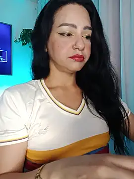 Snapshot of WandaArias chatting on July 5, 4:19 am WandaArias online show from July 5, 4:19 am
