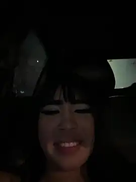 Snapshot of -Brittanny chatting on July 5, 4:19 am -Brittanny online show from July 5, 4:19 am