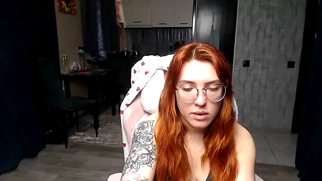 Reginasmilee online show from March 25, 4:29 am