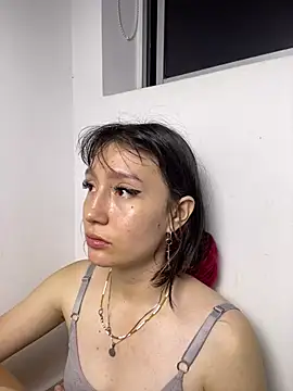Snapshot of im_lizzy17 chatting on July 4, 6:08 am im lizzy17 online show from July 4, 6:08 am