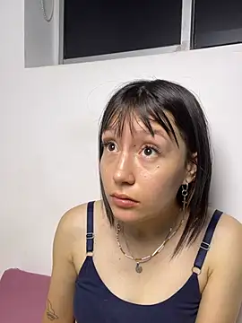 Snapshot of im_lizzy17 chatting on July 13, 9:01 am im lizzy17 online show from July 13, 9:01 am