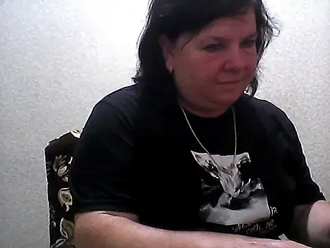 Snapshot of HannahAna39 chatting on June 24, 6:51 pm HannahAna39 online show from June 24, 6:51 pm