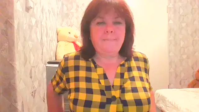 Snapshot of HannahAna39 chatting on August 8, 5:26 pm HannahAna39 online show from August 8, 5:26 pm