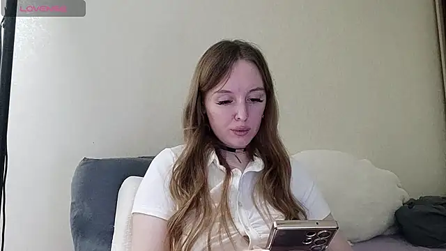 Snapshot of Felicia_Miller chatting on June 25, 10:47 pm Felicia Miller online show from June 25, 10:47 pm