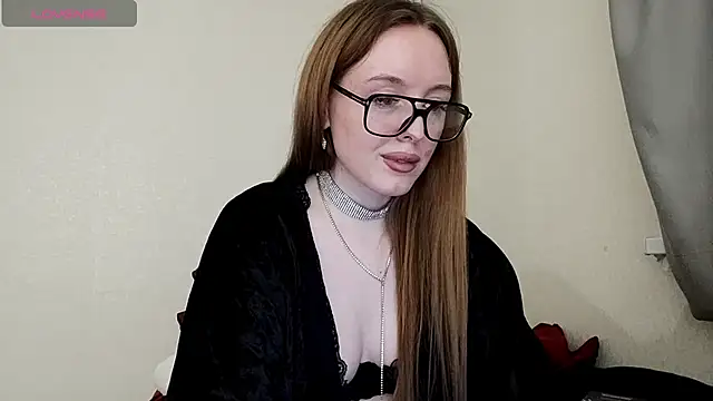 Snapshot of Felicia_Miller chatting on July 2, 8:04 pm Felicia Miller online show from July 2, 8:04 pm