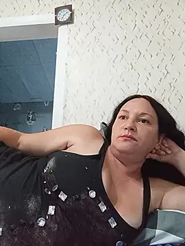 Snapshot of Irisssska chatting on July 9, 4:11 pm Irisssska online show from July 9, 4:11 pm