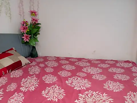 Snapshot of Cute_Kritika69 chatting on July 17, 5:25 am Cute Kritika69 online show from July 17, 5:25 am