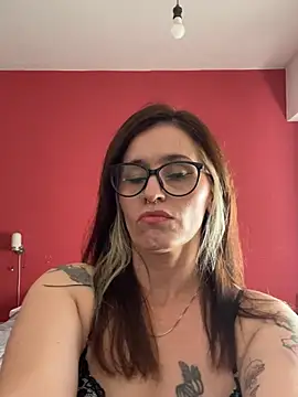 Snapshot of busty_nicole chatting on July 6, 5:48 pm busty nicole online show from July 6, 5:48 pm