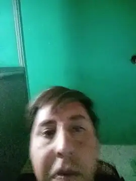 Snapshot of aletz893 chatting on July 6, 11:18 pm aletz893 online show from July 6, 11:18 pm