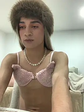 Snapshot of Play_dirtyydoll chatting on June 26, 7:46 am Play dirtyydoll online show from June 26, 7:46 am