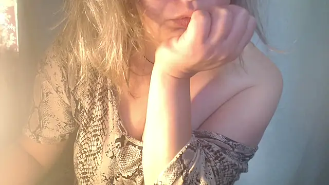 Snapshot of sexynipl chatting on July 15, 11:59 am sexynipl online show from July 15, 11:59 am