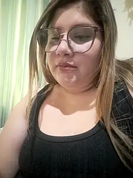 violettcelestt online show from June 30, 4:52 pm