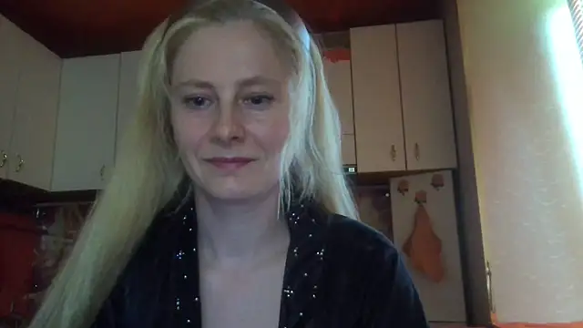 Snapshot of Vexieeka chatting on July 15, 6:57 pm Vexieeka online show from July 15, 6:57 pm