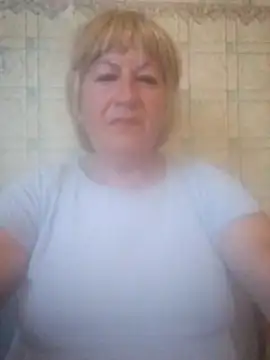 Snapshot of EmmaSwan555 chatting on July 11, 5:04 pm EmmaSwan555 online show from July 11, 5:04 pm