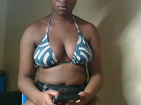 Snapshot of Bad_ass_girl chatting on June 29, 8:31 am Bad ass girl online show from June 29, 8:31 am