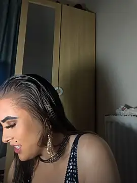 Snapshot of cherrybabyxxxx chatting on June 26, 2:27 am cherrybabyxxxx online show from June 26, 2:27 am