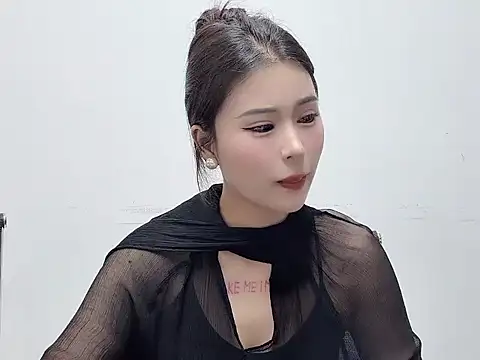 liuwan- online show from June 26, 1:37 pm