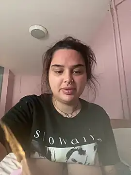 Snapshot of sabrinaslut chatting on June 27, 4:12 pm sabrinaslut online show from June 27, 4:12 pm