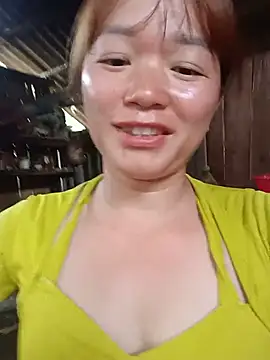 Snapshot of Vivy-1 chatting on June 28, 10:43 am Vivy-1 online show from June 28, 10:43 am
